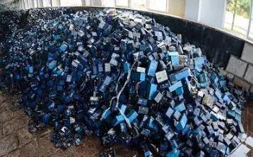 工信部部长苗圩：车企应为动力电池回收利用负责！