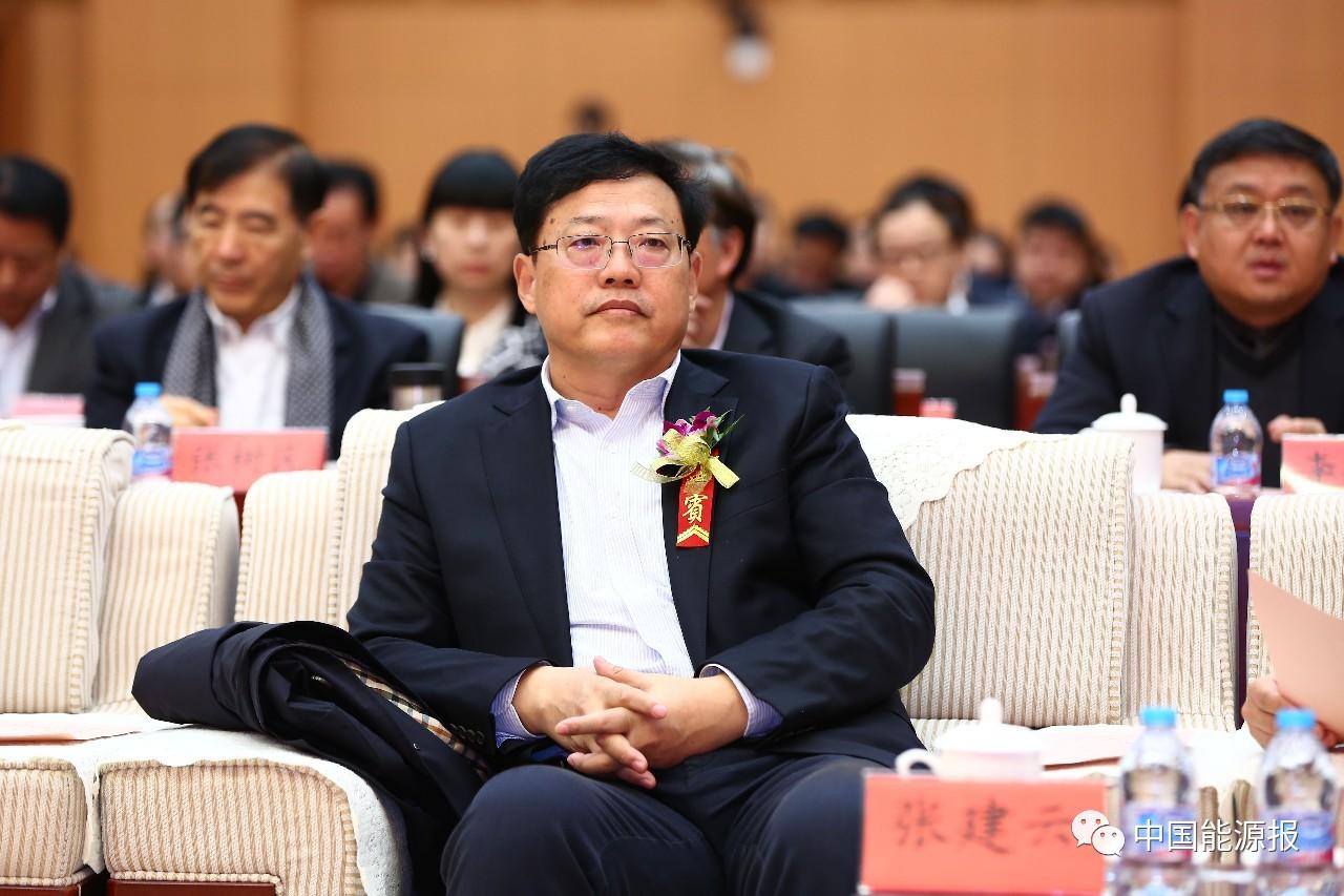 重磅 | 中国电建董事长晏志勇当选“2017中国能源年度人物”！