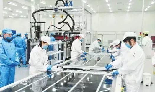 视频：大同首条柔性薄膜太阳能电池产线顺利投产运营