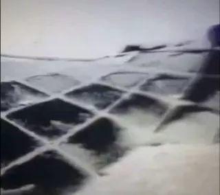 老乡们，千万别让2.5元/瓦的劣质材料，毁了你10万元建的光伏电站！