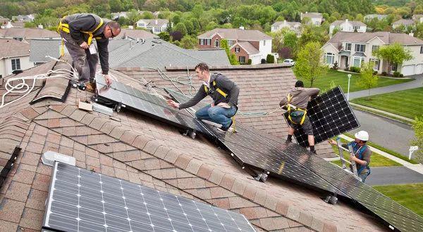 又一项革命性技术！老外发明了一种太阳能砖头，盖出的房子会有源源不断电能！